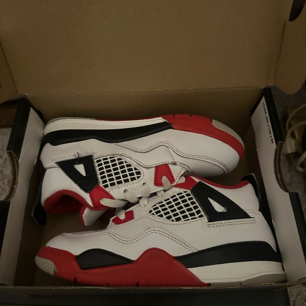 Kids Jordan Retro 4